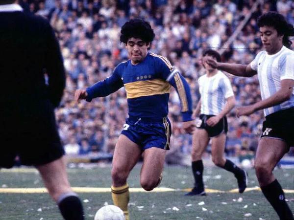 macocolegui's tweet photo. #LaMejorCamiseta #Boca1981 http://t.co/TVL4yJ2FKV