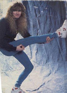#tbt @Megadeth's @DaveMustaine shredding on his leg & probably still sounding AWESOME. Bring on the Australian Tour!