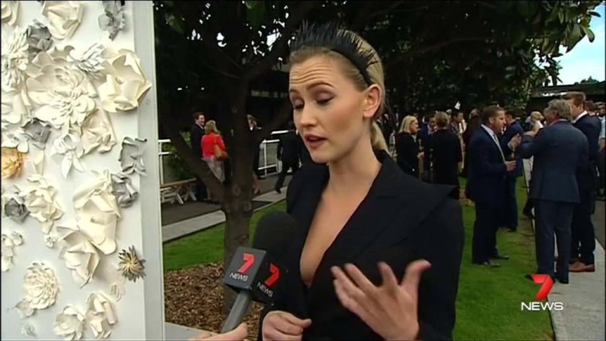 7NewsSydney's tweet image. Spring Racing ambassador @AnnaBamford says racing fashion is all about individuality. #7News #SydneySpring
