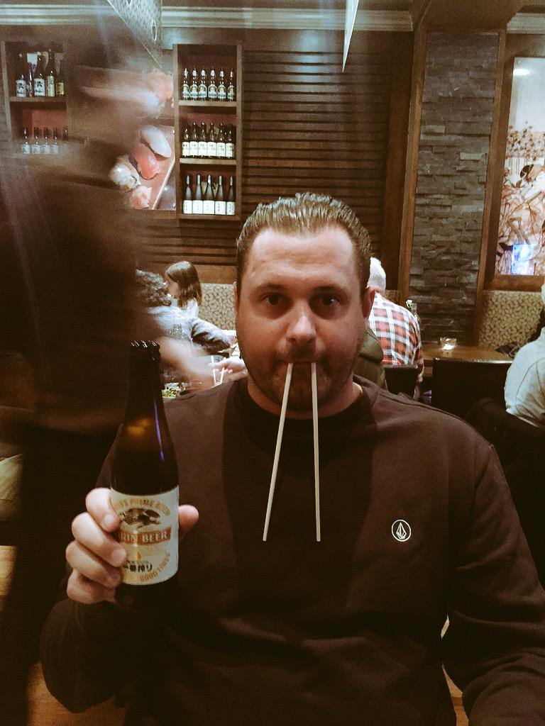 “<a href="/scottyjames31/">Scotty James</a>: Let's get <a href="/Bratchelor/">Simon Barratt</a> tweeting again! Let the AFL banter begin. ”. IM ON MTHR FKER