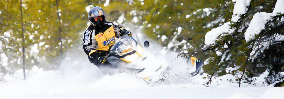 maxiaventure's tweet image. Un formidable #raid à effectuer en solo goo.gl/TwQZJd #motoneige #Canada #Quebec