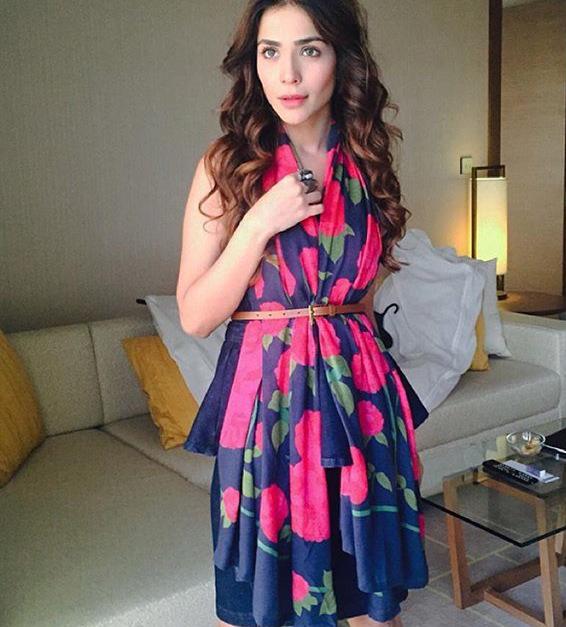 TeamHumaimaM's tweet image. Humaima looking stunning all ready for #DMPS Promotion and the press meet. @HumaimaMalick