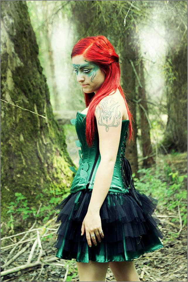 LisaRiegerHYDRA's tweet photo. *pic by Eva Thomayer
have an awesome weekend! :-*
#gothic_model, #alternative_model, #symphonic_metal, #hydra_metal http://t.co/lq8YtKcEHT