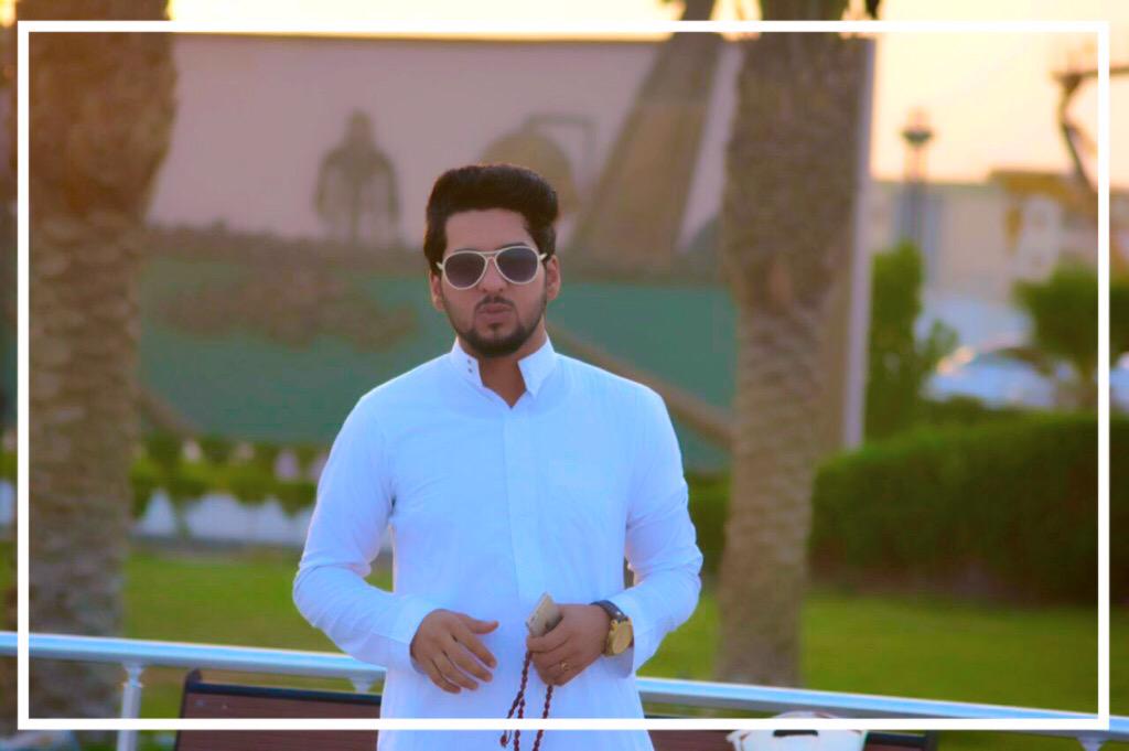 hussein777764's tweet photo. آخبرَؤهُآ بآنيُ نوٍوٍع فآ’خر من آلرجآ’ل وٍليس كَل فتآ’ه ترَوٍق َليُ 👑 http://t.co/W66UFQ9kfT