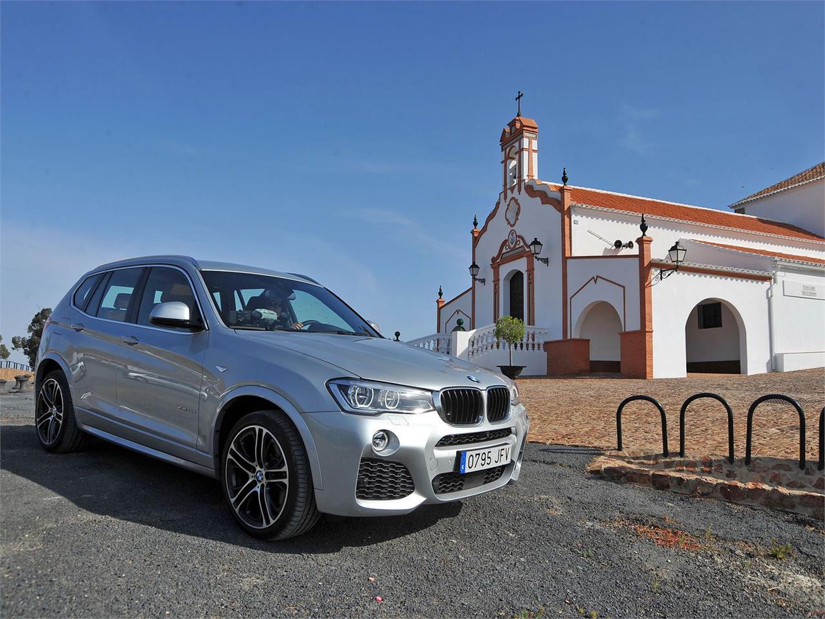 cochesnet's tweet photo. Una nueva ruta SUV, calurosa y veraniega, por la provincia de Huelva (y con un @BMWEspana X3) http://t.co/bLYUD8bQAi http://t.co/tb43ijhQD9
