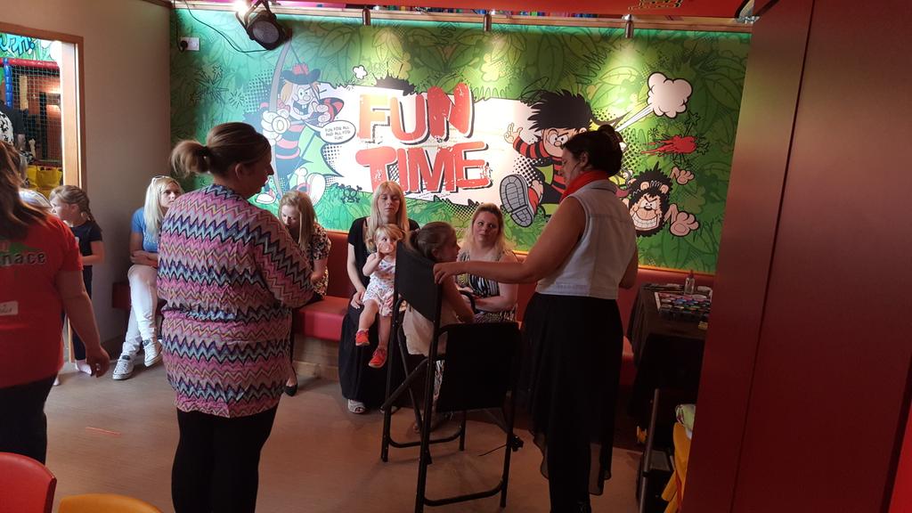 xJadeConnelly's tweet photo. @WeAreSUGM The Crooked Glen new Play @ brewers fayre http://t.co/TdcGSA7GOE