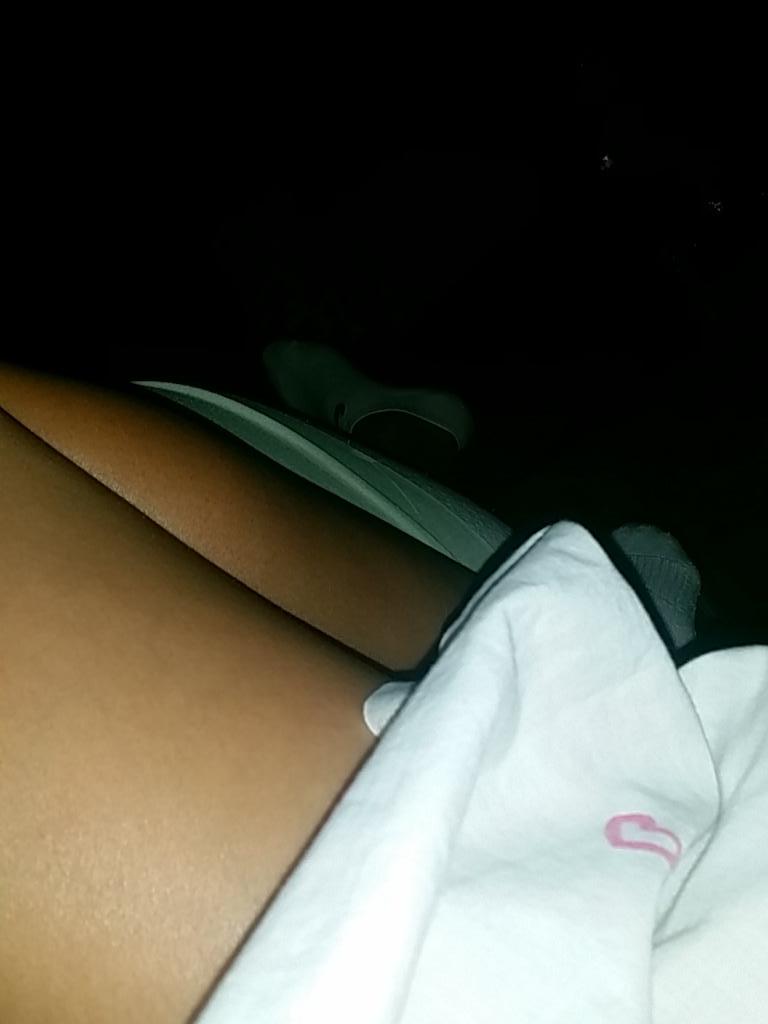 lauraNm2013's tweet photo. Volver a despertar en esta camita agena es jfieveien😍😍 http://t.co/bAhFagT3Pr
