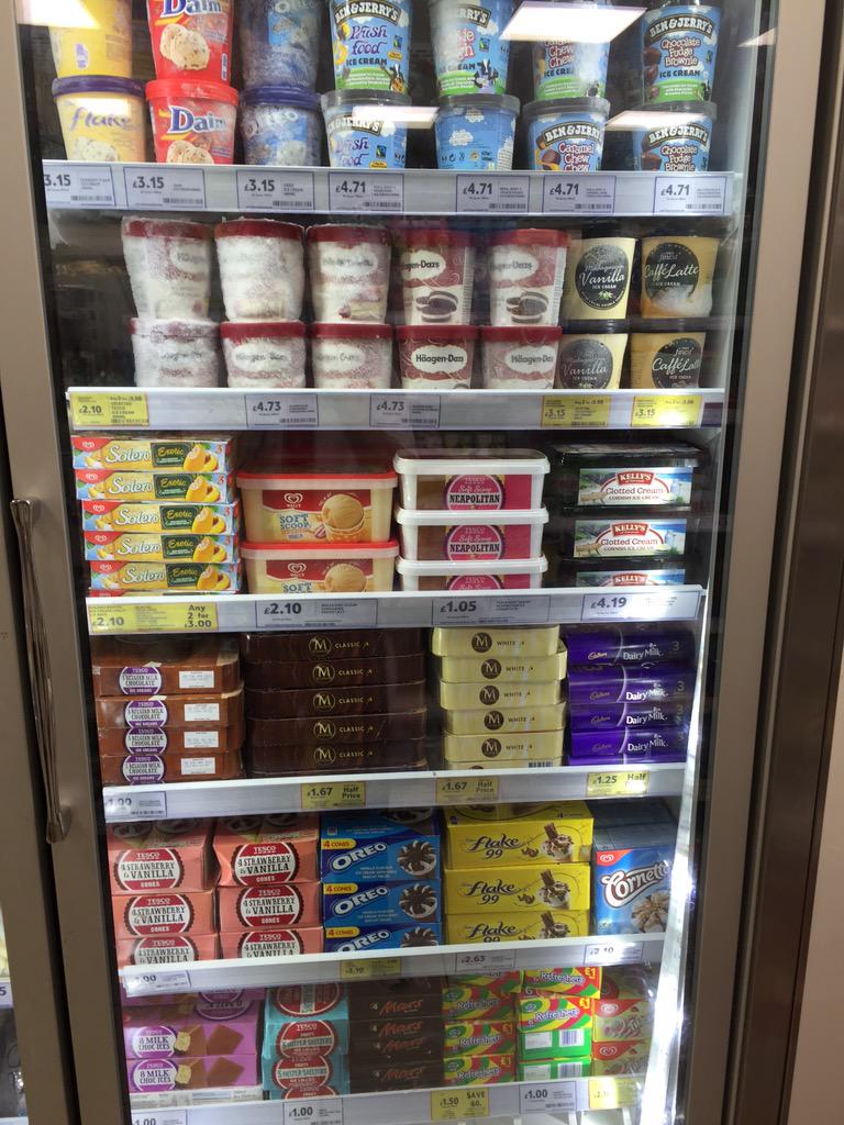 Sun is out and the ice creams are on!! #tradetradetrade @Doyle123mac <a href="/willjhudson/">will hudson</a>