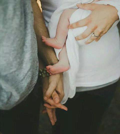 boyi_friend's tweet photo. Ce sont deux filles, avec le même sang, qui détiennent mon cœur, et je ne peux le nier. http://t.co/APmabim9sa
