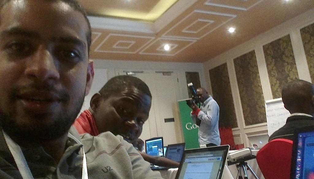 ahmedmaawy's tweet photo. The afternoon coding session with @odedejames #gdsssa http://t.co/jB8L8XRLVZ