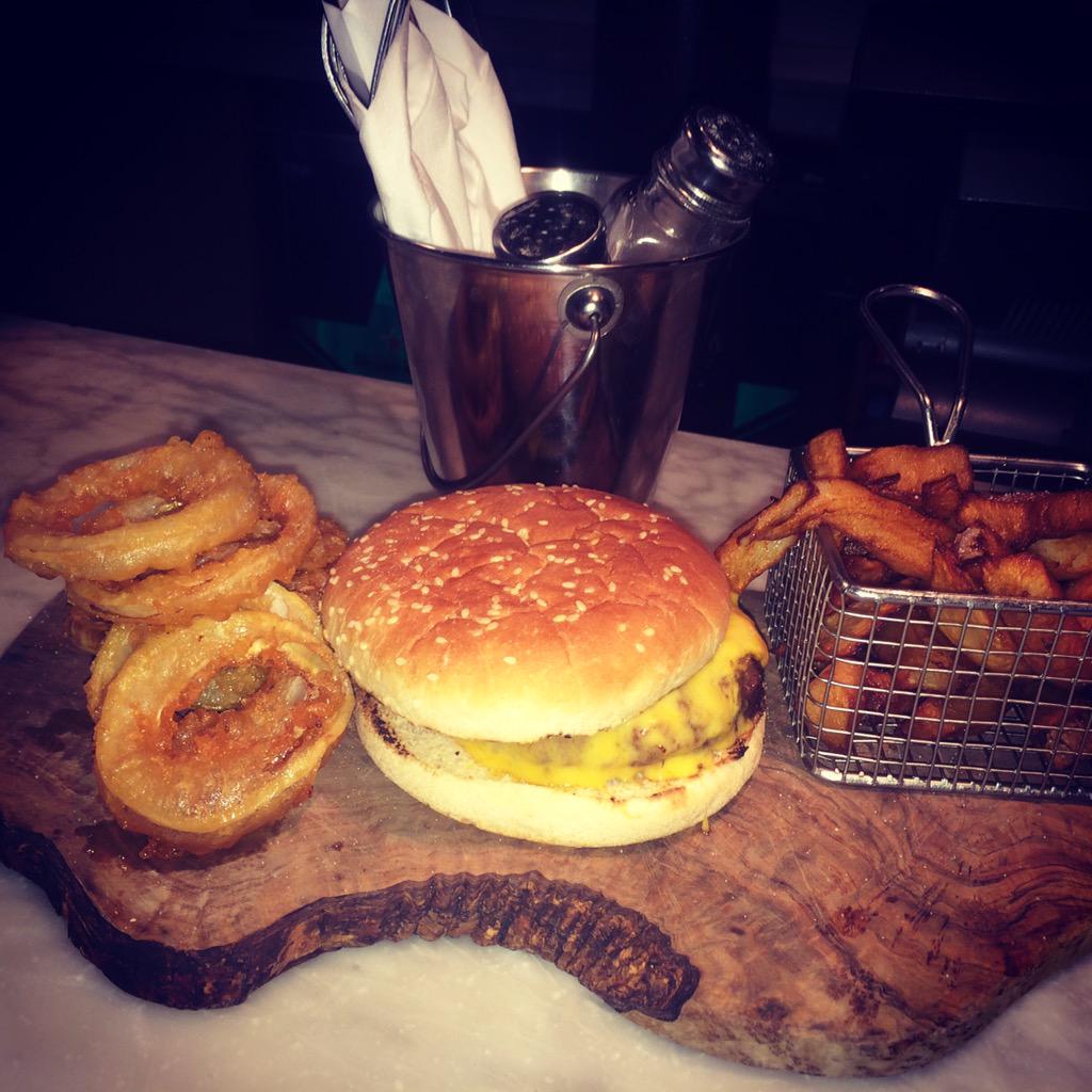 Spot of Saturday shopping?Why not treat yourself to one of our tasty Joe's burgers served with hand cut chips n salad