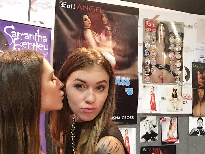 Hellooo @XMISHACROSSX @EvilAngelVideo @SexhibitionUK http://t.co/mUdRUD94II<a class="tags" href="/tag/xmishacrossx">@xmishacrossx</a><a class="tags" href="/tag/evilangelvideo">@evilangelvideo</a><a class="tags" target="_blank" title="On Twitter" href="/?out=eyJ0eXAiOiJKV1QiLCJhbGciOiJIUzUxMiJ9.eyJpYXQiOjE3MjE2MjE4MzksImlzcyI6InR3cG9ybnN0YXJzLmNvbSIsIm5iZiI6MTcyMTYyMTgzOSwiZXhwIjoxNzUzMTU3ODM5LCJyZWRpcmVjdF91cmwiOiJodHRwczovL3R3aXR0ZXIuY29tL1NleGhpYml0aW9uVUsifQ.e7lSZcI3xYekJcAnB4sZKmQG147c--aeEG7JaC9SCUQ4fJXGf0x4k0qTNdWA4LOao5Xc2SM__OSJ1mTu3NEq3A">@SexhibitionUK</a>