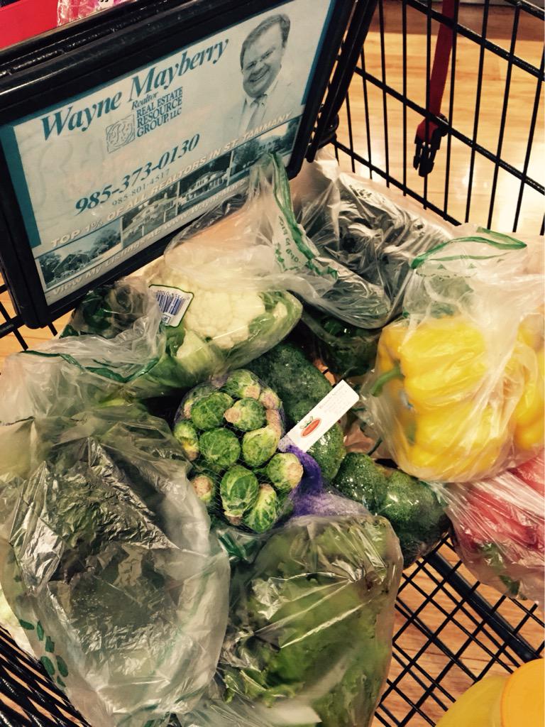 eatpraytone's tweet photo. Weekly veggie load. Remember to #EatTheRainbow. http://t.co/Q84b0D0Ad0