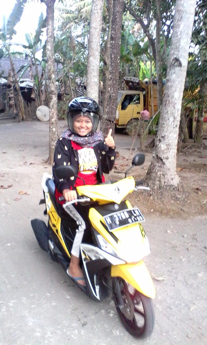 gandom_dayat's tweet photo. @YamahaIndonesia @YamahaMatSakti @JogjaYamaha 
#miobuatkamu_YMSKulonprogo http://t.co/q5UFX9U93F