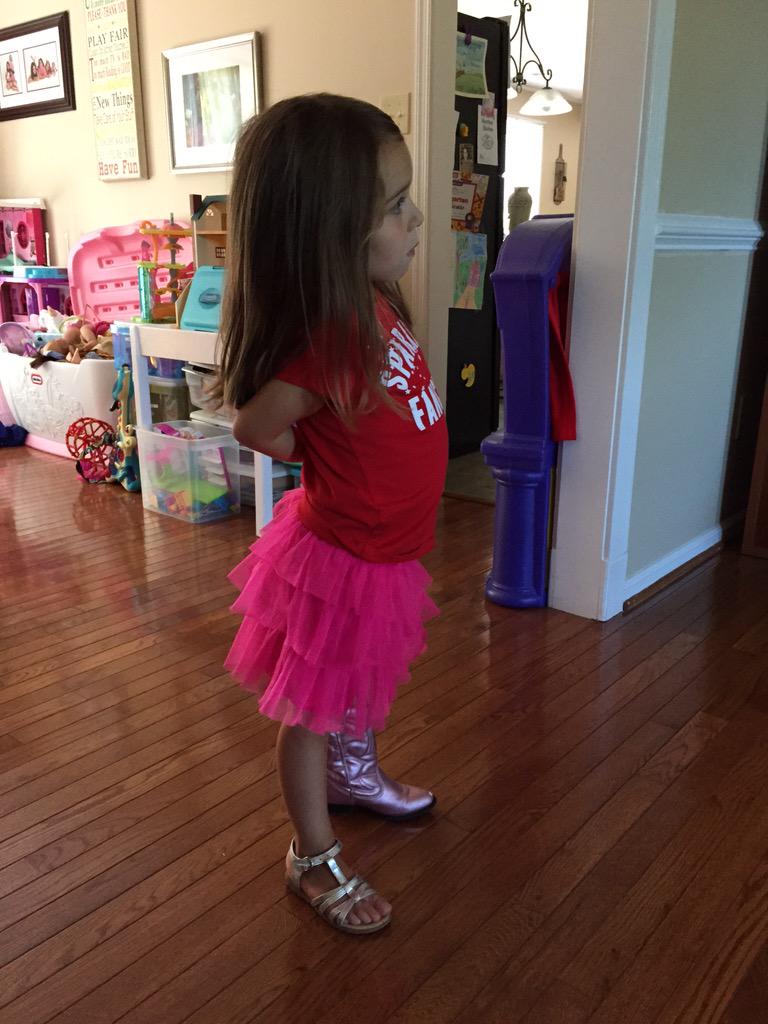 USMCShaffer's tweet image. How she would dress everyday if it was up to her. #nothingmatches #1boot