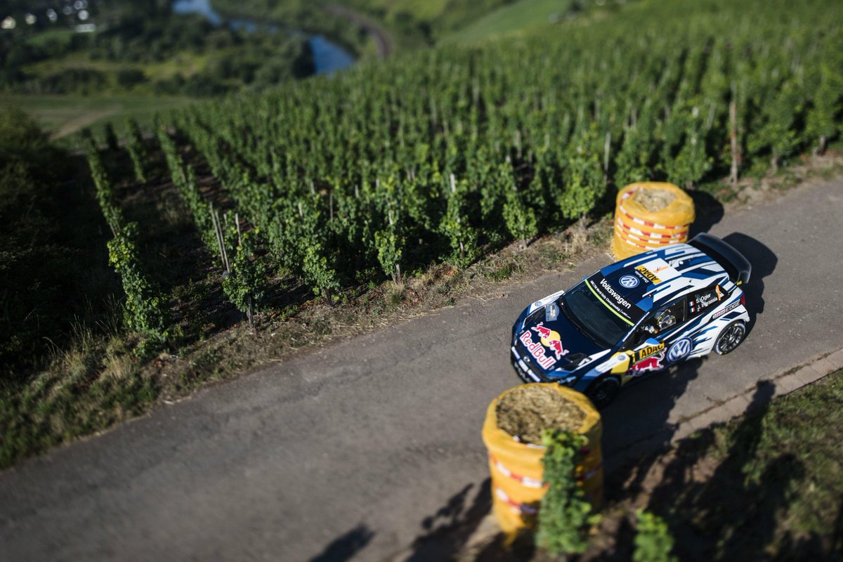 NEWS: Bosenberg another landslide for <a href="/SebOgier/">Sébastien Ogier</a> irallylive.com/ir_news.htm?00… #RallyGermany #RallyeDeutschland #iRally
