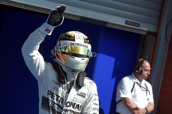 Hamilton consigue en Bélgica su sexta pole consecutiva pitlaneformula1.com/2015/08/22/ham…