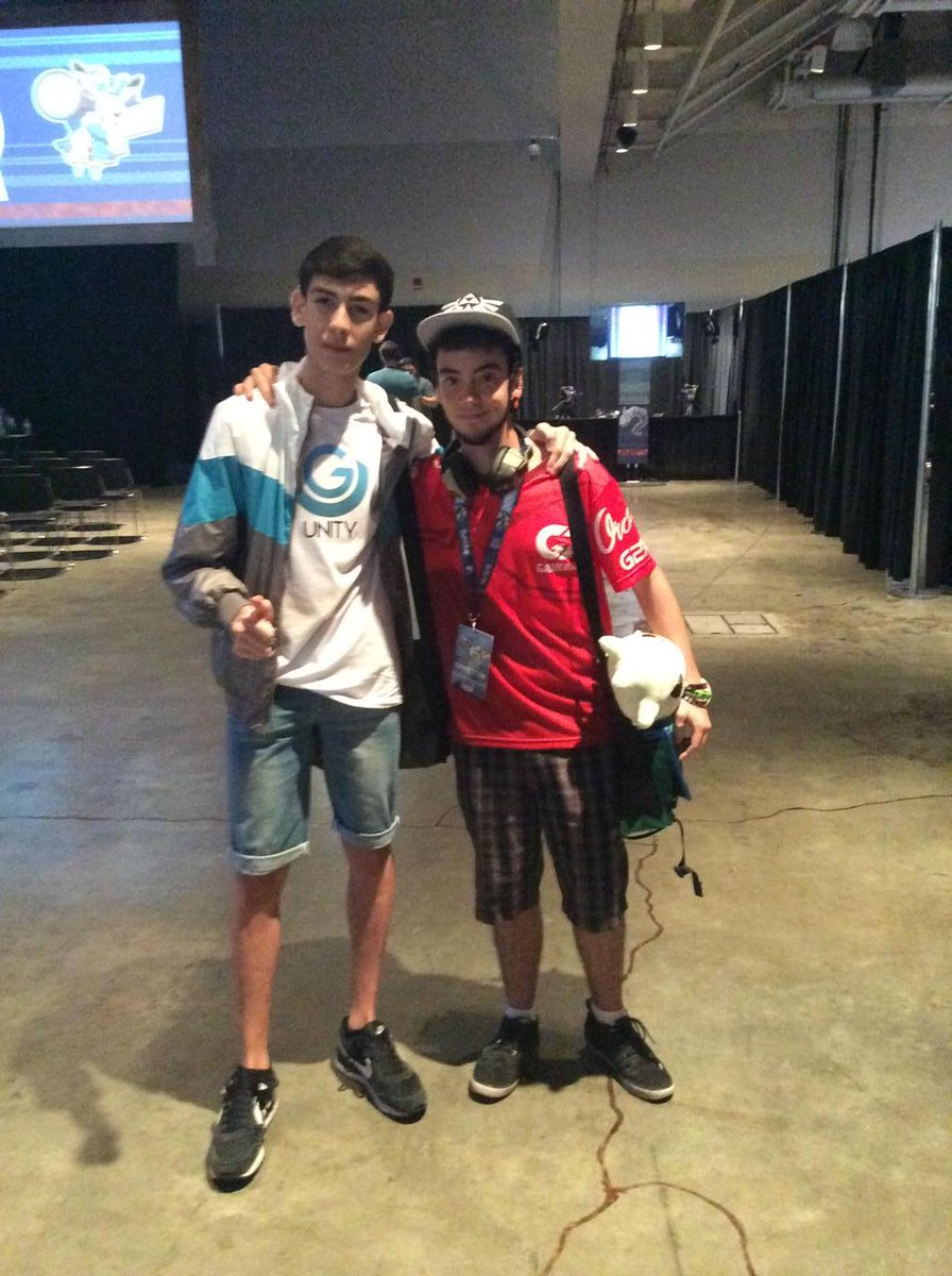gome60's tweet photo. Mucha suerte a Sekiam y PokeAlex. Para mi que estéis aquí hoy ya sois unos auténticos campeones. http://t.co/qJspBUIelI