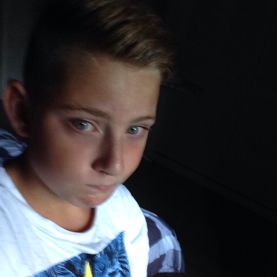 040teun tweet picture