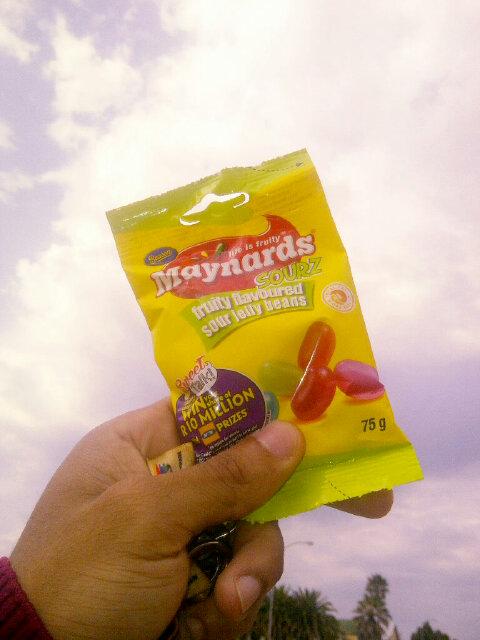 iamBrentAdams's tweet image. Snackin on some sour jelly beans #FacePull #SourSweets