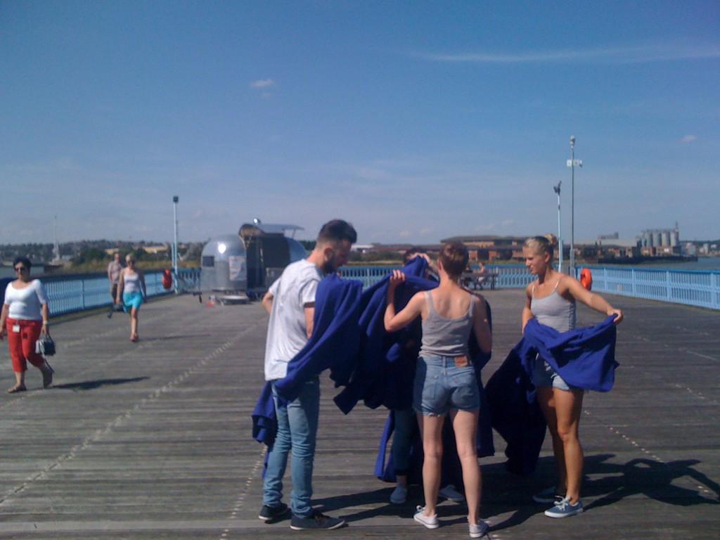 lucinapleton's tweet photo. On #SunPier @DaisyFarris @DFDcollective #NicolaFlower @SunPierHouse performance beautiful #Insite2015 http://t.co/ZnqIyI9qkc