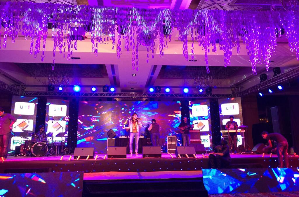 JANK_EE's tweet photo. My Stage for tonight. #Jankee&Friends Performing For #SGEMA #DILSE event #Surat #TGB #soundCheck #lovethesetup http://t.co/j1WvYxmmWB