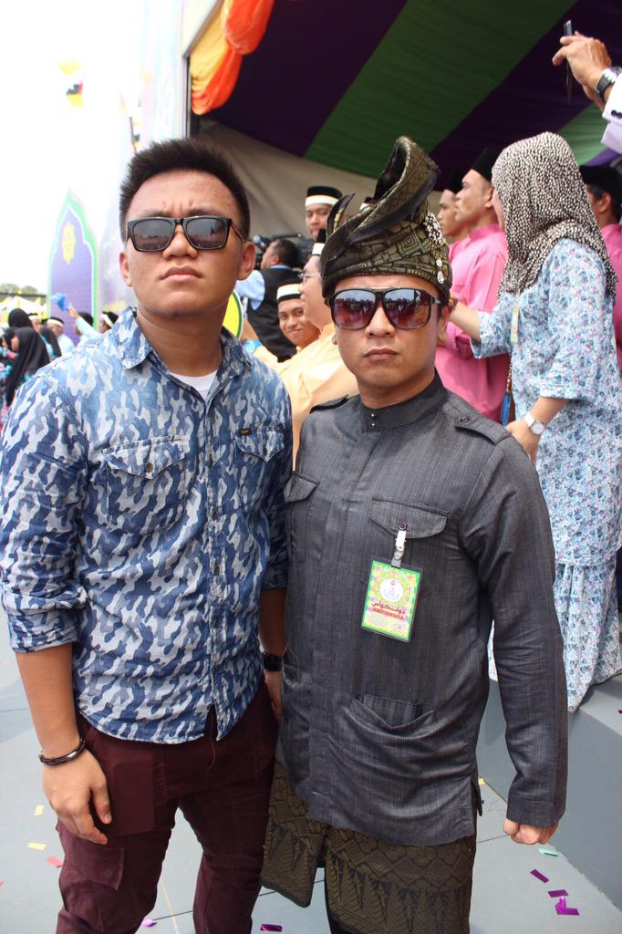 awangkuhadi's tweet photo. 💕💕💕💕💕🙏🙏🙏✨✨✨✨ #HMVisit @pqahanr_ @Itsapoooo http://t.co/VZvLnJl2CM