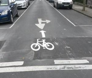 IrishCycle's tweet image. Contra-flow cycling streets could be rolled out across Dublin City: irishcycle.com/2015/08/22/con…