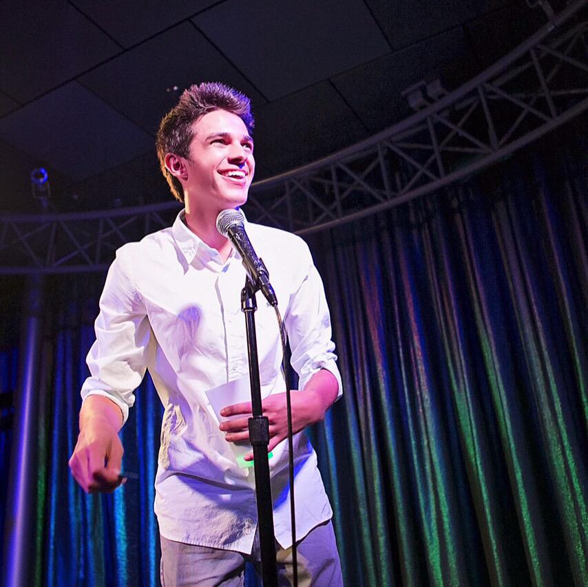 This was when I sang karaoke on the cruise with Brice 👌😄 @RoyalCaribbean #royalsummer