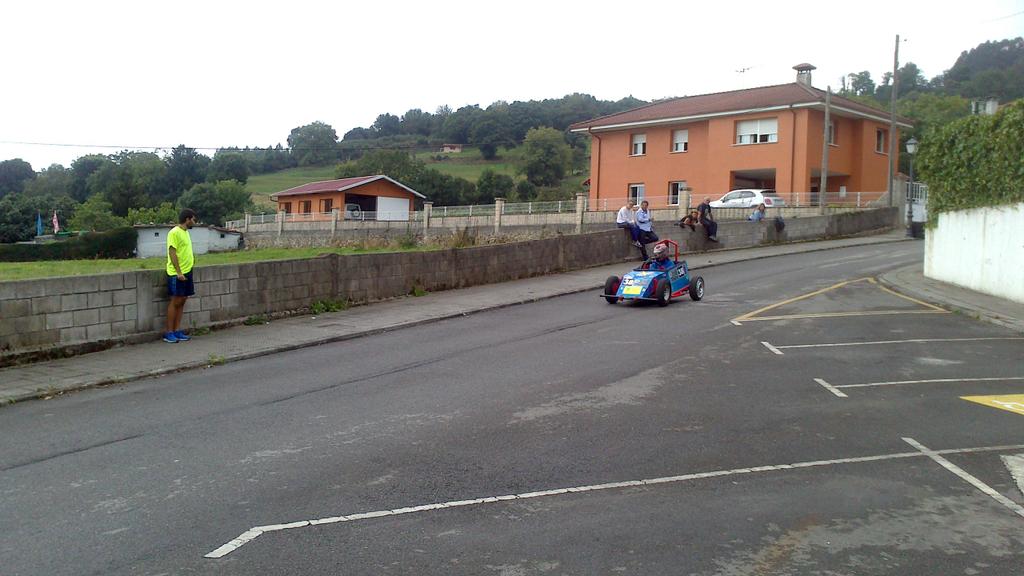 JMBolzoni22's tweet photo. Carriladas en salas ( Asturies) http://t.co/fRxfOOQhhZ