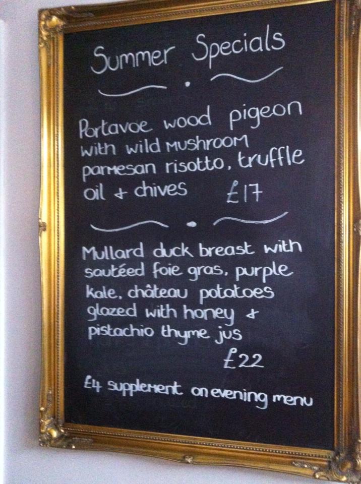 PearlChefGB's tweet photo. Tonight's specials #lovefood #specials @garybeggs3 @ChefWBridges @UNDER_G_DINING http://t.co/hHdLotKrDt