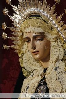 Reina y Señora. <a href="/Archi_PasionMLG/">Real Archicofradía Sacramental de Pasión</a>
