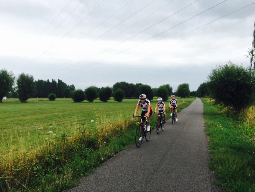 Tribe Triatlon Sportkamp triatlon.be/nieuws/tribe-t…