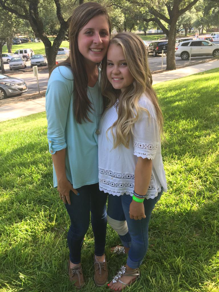 Happy birthday Courtney hope you have a gr8 day & can\t wait to see you!! 