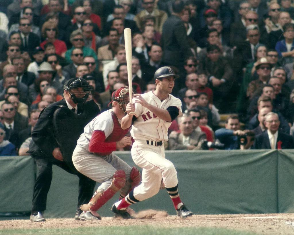 Happy 76th birthday to Boston Red Sox great Carl Yastrzemski, an 18-time All Star. 