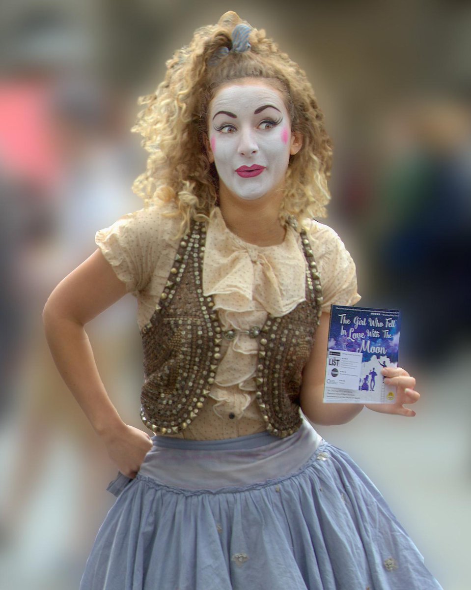 gerardkerouac's tweet photo. @VirginMoney @edfringe @edfests #myedfests @HumanZooTheatre #GirlWho #FringeFestival @FleurSR girl who had the moon http://t.co/7hsoEKhjhR