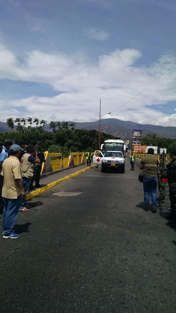 Venezuela-Colombia - Página 21 CNC40plWgAAb9XB