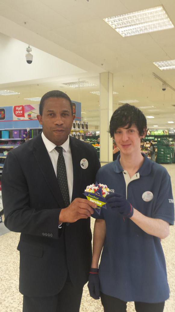 irishmoonth's tweet photo. Cracking job for John stopping shoplifter and got WOW from customer!! Well done and Thank you😊👍👍👍 @jlingard1989 http://t.co/dnOdpWLPxL