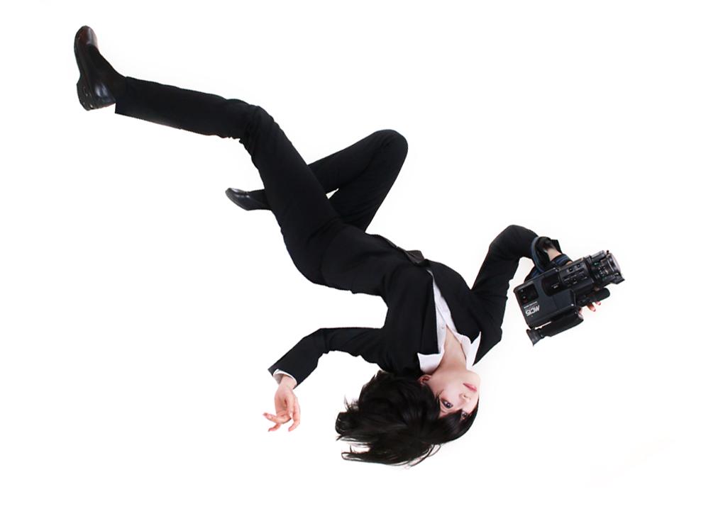 𝔼ℝ𝕀𝔼 アァアア ー 編集する気が起きなくて 切り抜いたは良いけどアクロバティックポーズ 過ぎてコレ チェインちゃんどう どう どうすればいいのコレ よく見たらポーズ気持ち悪いね 背骨と首の筋肉千切れるかと思うくらい頑張ったのに Http