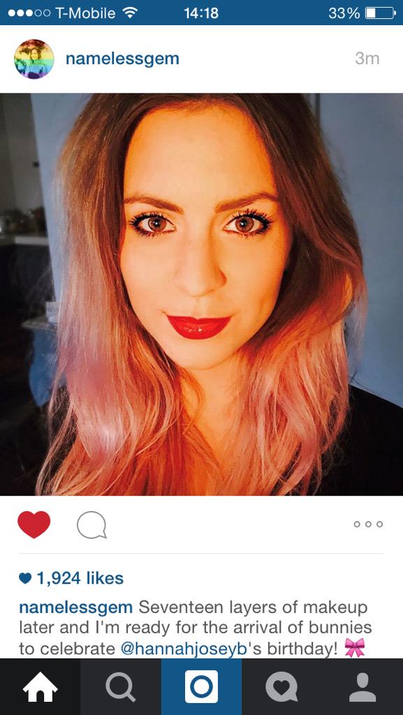 1DUpdatesFRA's tweet photo. Gemma est vraiment super jolie. #StylesFamily 😍 http://t.co/fveW8V8SXM