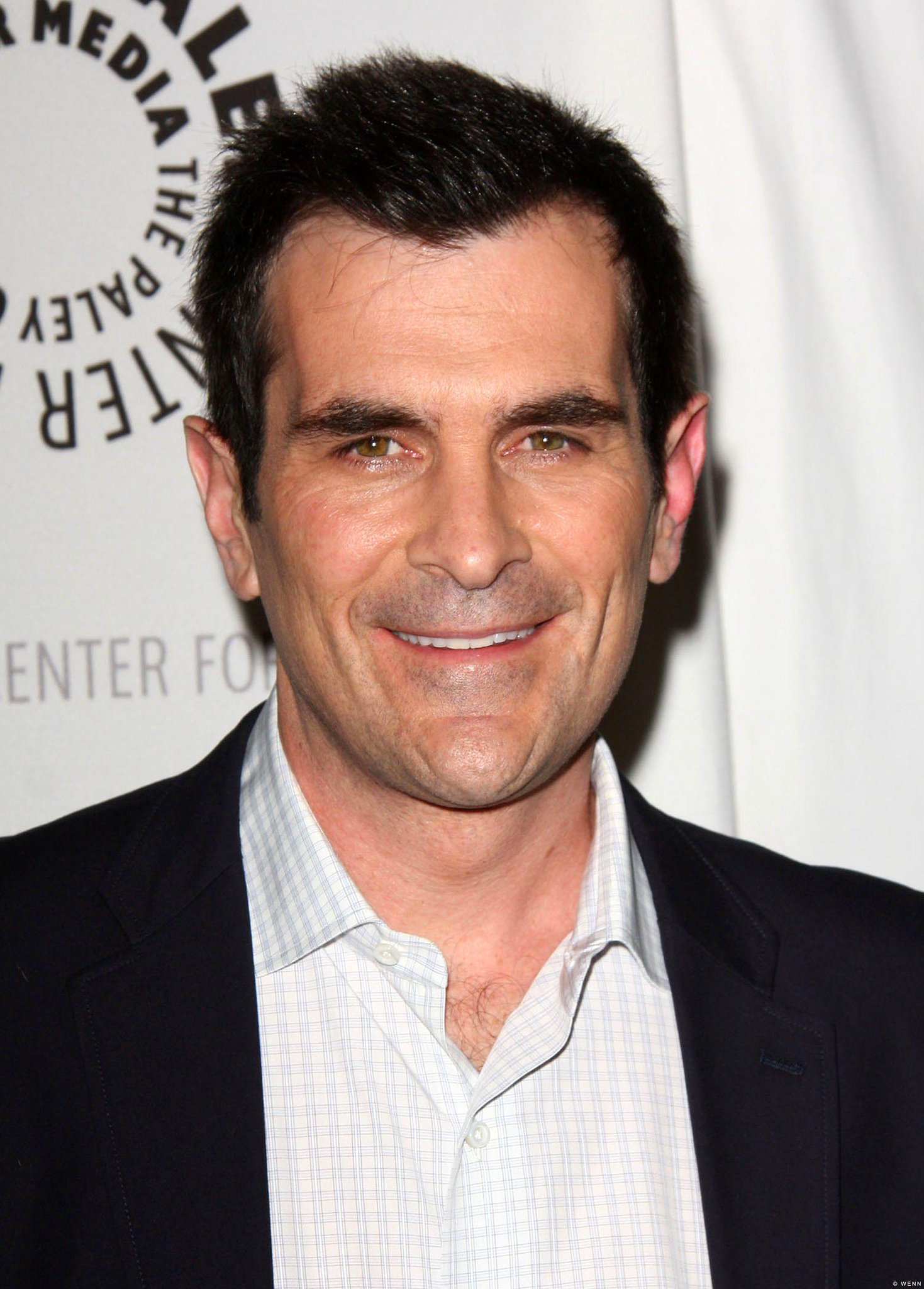   yidio: Happy Birthday to star Ty Burrell! Watch   
