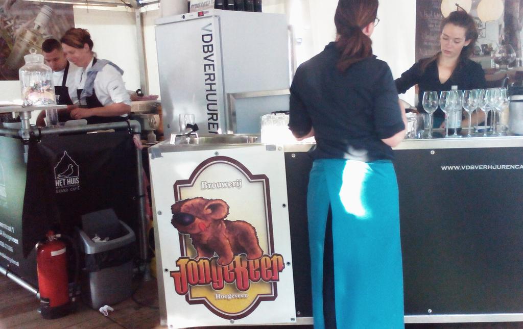 HobBlont of Broen Weyte in high beer op <a href="/HGVculinair/">Hoogeveen culinair</a>  bij <a href="/Duivengaten/">duivengaten</a>