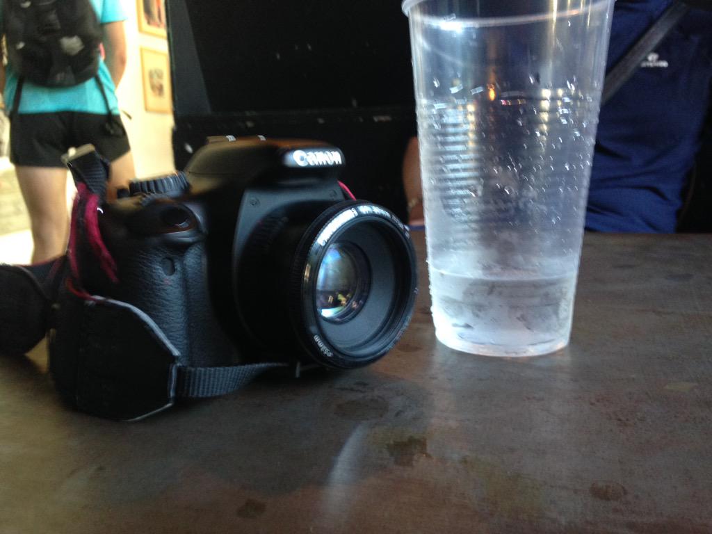 Le verre d'eau etait mon grand ami de ce #barathon ! Toujours là  chaque bar ! <a href="/barathon2208/">Barathon</a>