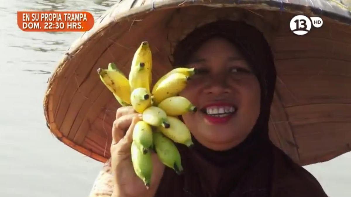 @canal13 NO TA BLE el Mercado Flotante de Banjarmasin de Indonesia q nos mostraste @CLAUDIO_ITURRA #CulturaMilenaria