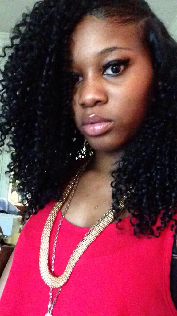 Osama_Who's tweet photo. I love the way I look 😋 im not perfect but I'm worth it💕 http://t.co/0j8gggtjwU