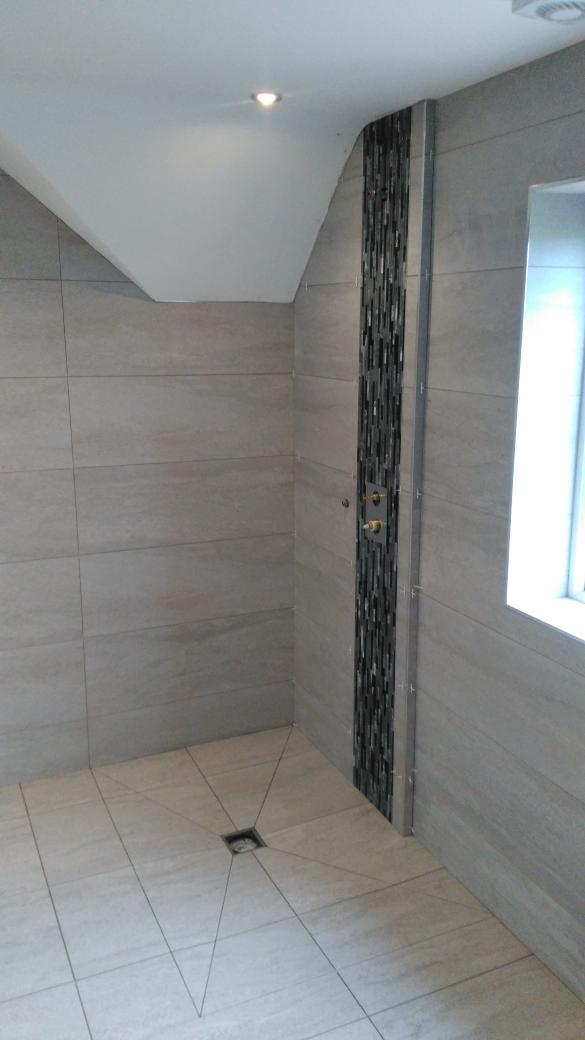 mikelomas62's tweet photo. #wetroom all porcelanosa on impey tray &amp; waterproof system varme ufh on warm_up boards... A bit of an epic! http://t.co/UoYel6o36F