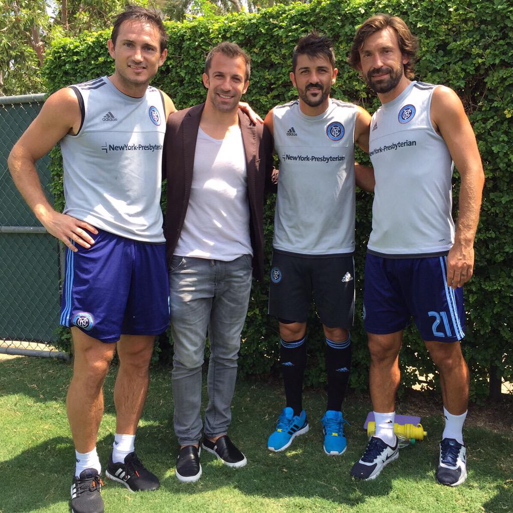 Guaje7Villa's tweet photo. After training in Los Angeles with @Pirlo_official #Lampard @delpieroale http://t.co/rw51JUJdyE