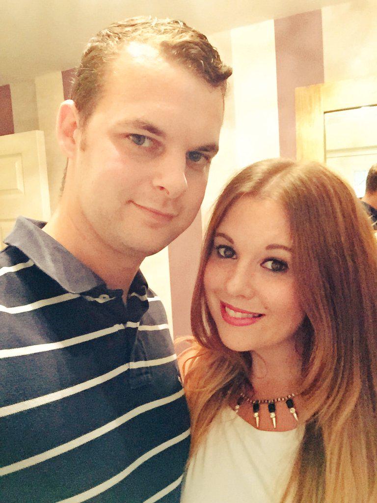 GemmaPesce's tweet image. Date night ☺ #lovedup #8yearstogether #hubby #datenight