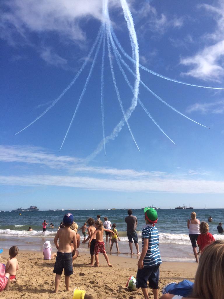 scroyd's tweet image. The Red Arrows #bmthaircomp