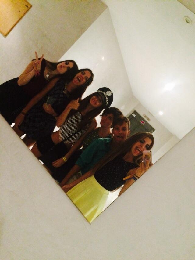 Ari_Alonso14's tweet photo. Los de siempre!!! 💞💘🎉 http://t.co/O6yQLtnwPi